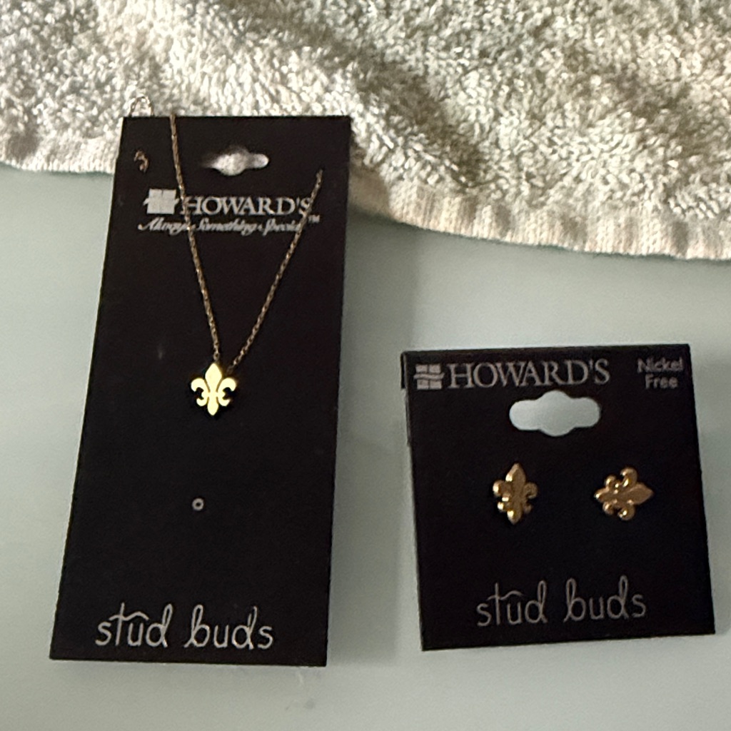 Gold Fleur-De-Lis Necklace And Earring Set